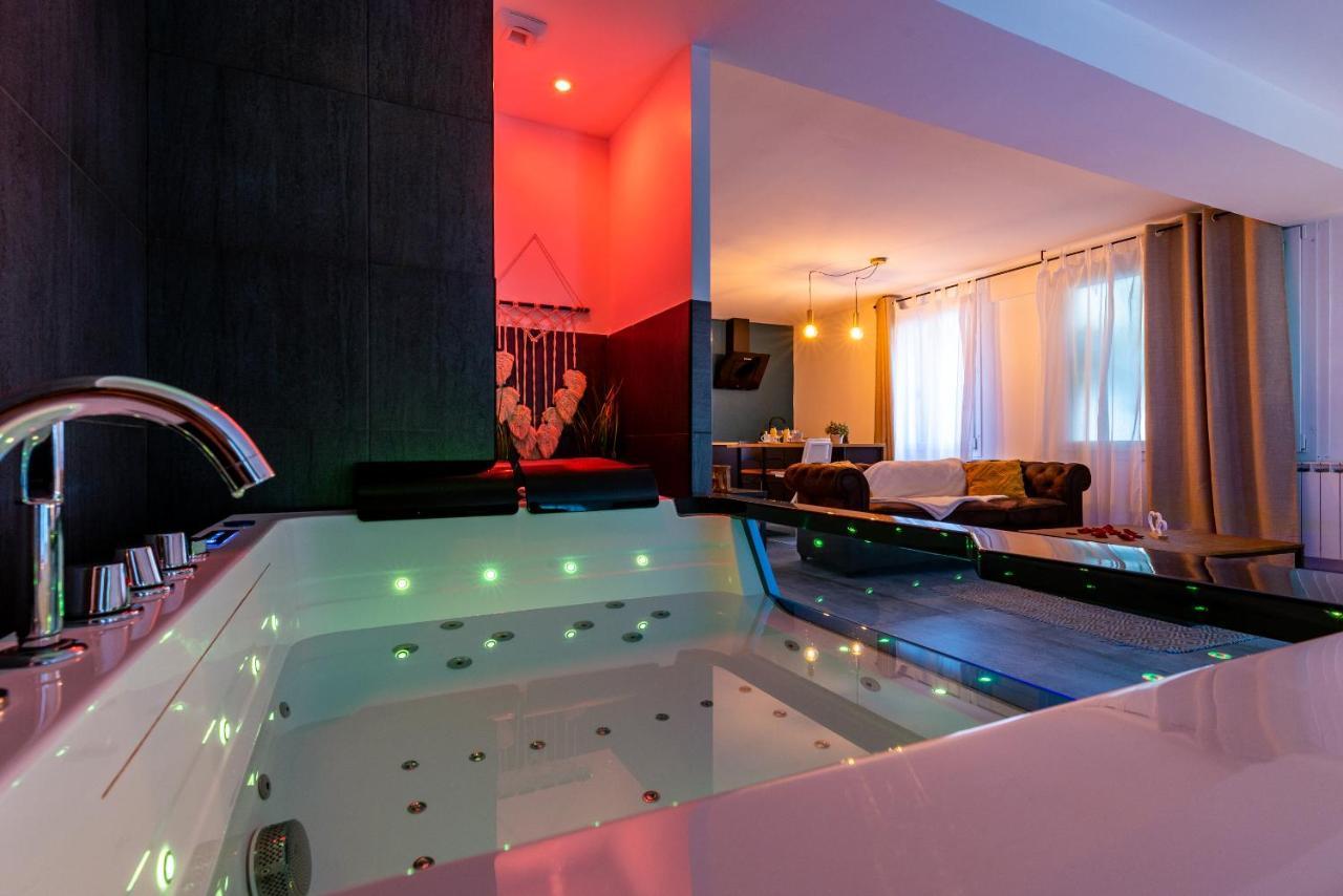 Suite And Spa 21 ดีจอง ภายนอก รูปภาพ